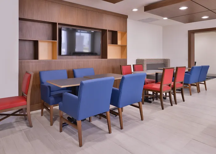 Holiday Inn Express Hotel And Suites Mesquite By Ihg
