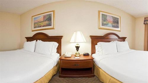 Hotel Express And By Ihg Mesquite
