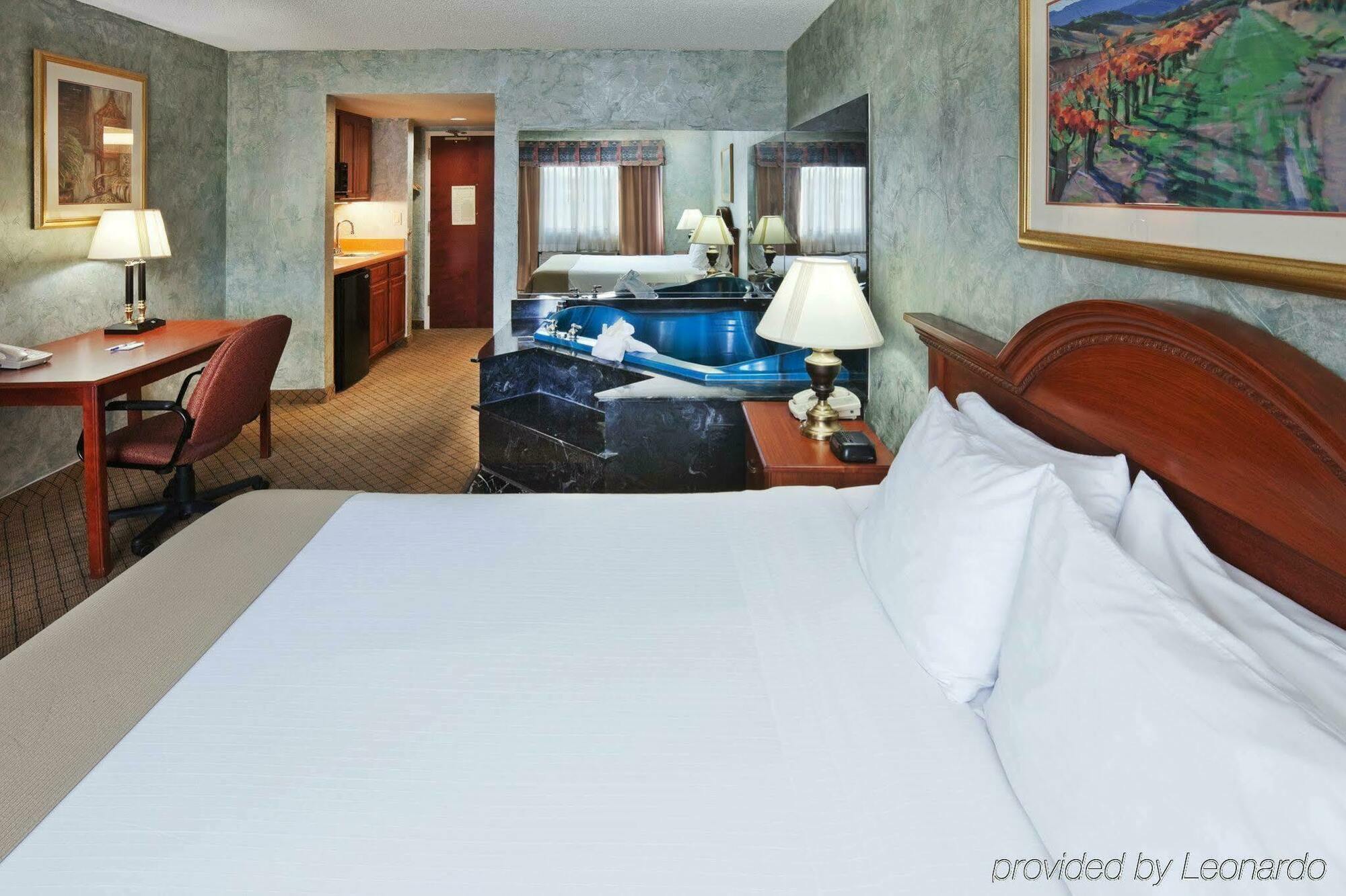Hotel Express And By Ihg 2*